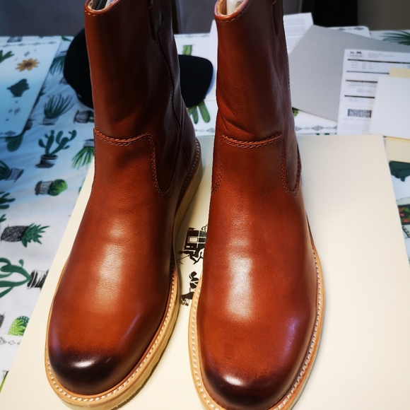 Coach/Red Wings Boots - Picture 3 of 8